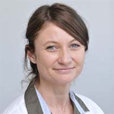 Nivoix Yasmine